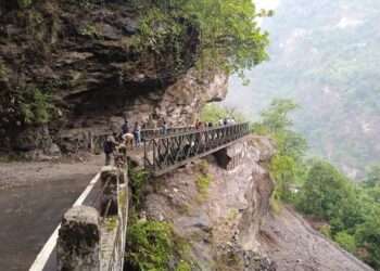 कुंड-उखीमठ-मण्डल-गोपेश्वर मोटरमार्ग आवाजाही के लिये हुआ शुरू