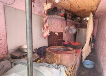 खाद्य सुरक्षा विभाग ने मारा छापा,अवैध 9 मांस विक्रेताओं को नोटिस