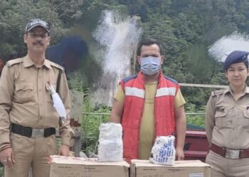 शराब ले जाते हुए व्यक्ति को पुलिस ने धरा,वाहन किया सीज