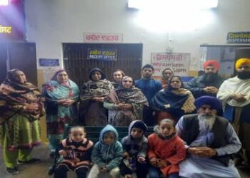 पाकिस्तान के 48 सिख यात्रियों को जत्था हेमकुंड साहिब पहुंचा