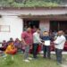 शिक्षिका का निलंबन वापस न लिया तो बच्चे नहीं भेजेंगे स्कूल