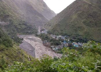 धारचूला में आफत की बारिश से काली नदी उफान पर,37 घरों में पानी व मलबा घुसा,एक महिला की मौत