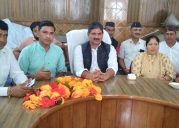 रुद्रप्रयाग पहुंचे बद्रीनाथ विधायक राजेन्द्र भण्डारी ने कहा सीबीआई जांच से ही बड़े लोगों पर आयेगी आंच