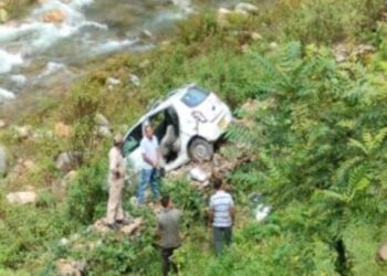 दर्दनाक हादसा-कार दुर्घटनाग्रस्त,मौके पर दो की मौत