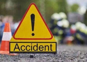 बस दुर्घटना में पांच घायल