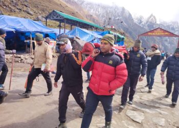 पोस्टमार्टम के बाद सभी सात शव भेजे घर