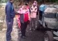 पांच दिनों से बंद पड़ा है गैड़-गड़गू मोटरमार्ग पर डामरीकरण का कार्य, ग्रामीणों ने मोटरमार्ग पर गुणवत्तापरक कार्य नहीं होने पर रूकवाया काम