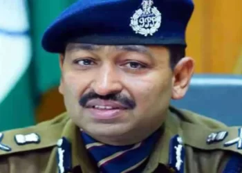 गुजरात में पुल टूटने के बाद उत्तराखंड पुलिस अलर्ट, डीजीपी ने जिला प्रभारियों से मांगा झूलों पुलों का ब्योरा