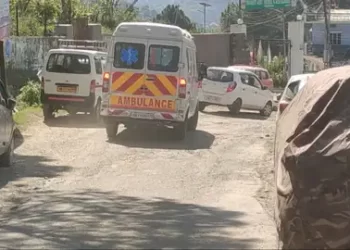 गैरसैंण वीआईपी सड़क की हालत खस्ता हाल