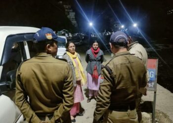 पुलिस अधीक्षक विशाखा अशोक भदाणे ने रात्रि भ्रमण कर जांची पुलिस व्यवस्थाएं