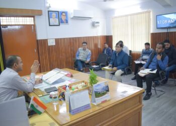 सड़कों को गड्डा मुक्त बनाने को लेकर तैयारियां शुरू