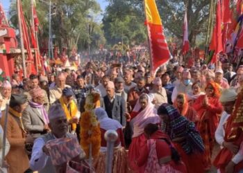 भारत-नेपाल बॉर्डर पर त्रिपुरा सुंदरी मेले में उमड़ा आस्था का सैलाब