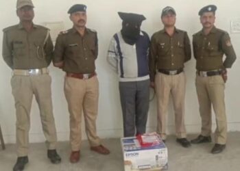 किराए के कमरे में करता था नकली नोटों की छपाई,पुलिस ने दबोचा