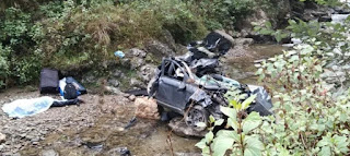 नदी में जा गिरी बारातियों की कार 4 की मौके पर हुई मौत