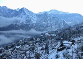 जोशीमठ में आपदा प्रभावितों को शीतलहर के दृष्टिगत हीटर और अलाव की व्यवस्था की जाए-सीएम धामी