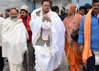 हालात का जायजा लेने पहुंचे सीएम, नृसिंह मंदिर में पूजा के बाद अब ITBP जवानों से मिलेंगे