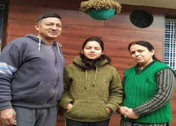 कोटद्वार की सोनाली बिष्ट बनीं वायु सेना में फ्लाइंग ऑफिसर