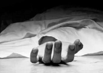 यहाँ होटल मे मिले में युवक-युवती के शव,मची सनसनी