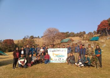 पटागणियां के जंगलों का भ्रमण कर बर्ड वाचिंग का दल लौटा,चिरबटिया में आयोजित दो दिवसीय नेचर फेस्टिवल संपंन,पेंटिंग प्रतियोगिता का आयोजन कर छात्रों को किया पुरस्कृत