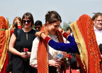 उत्तराखंडी संस्कृति में रंगे विदेशी मेहमान, खास अंदाज में हुआ स्वागत