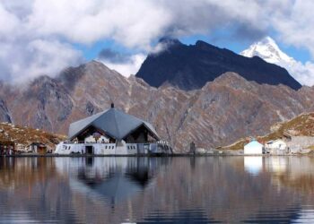 श्रद्धालुओं के लिए 20 मई को खुलेंगे हेमकुंड साहिब के कपाट, 22 अप्रैल से चारधाम यात्रा शुरू