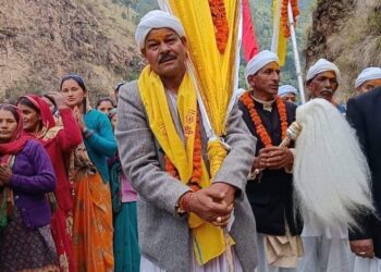 42 वर्ष बाद अपने आराध्य बाबा केदार से मिले लोस्तू के घंटाकर्ण देवता