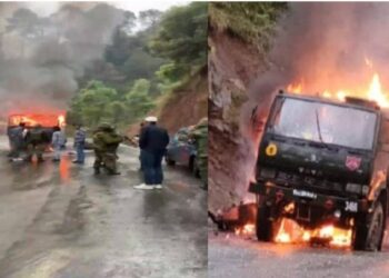 जम्मू कश्मीर के राजौरी सेक्टर में आर आर यूनिट के ट्रक पर बम गिरने से 5 जवान शहीद,एक घायल