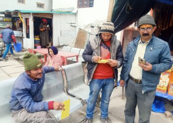 केदारनाथ में गंदगी फैलाने पर प्रशासन ने काटे चालान