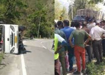 उत्तराखंडःअनियंत्रित होकर यात्रियों से भरी बस पलटी,मची चीख पुकार..
