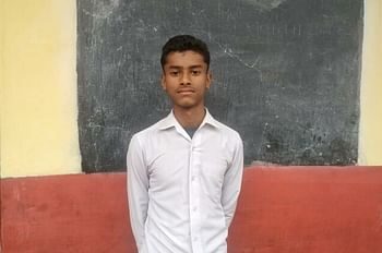 पिता हैं कारपेंटर,बेटे ने बढ़ाया मान,बिना ट्यूशन पढ़े किया उत्तराखंड टॉप