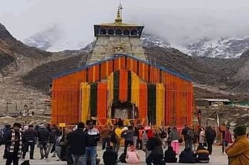 भक्तों के लिए 22 घंटे तक खुल रहा है केदारनाथ मंदिर, अब तक 6 लाख से अधिक श्रद्धालुओं ने किये दर्शन