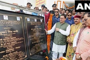 यात्रियों के लिए ऋषिकेश में खुला पंजीकरण कार्यालय शिविर, मुख्यमंत्री धामी ने किया शुभारंभ