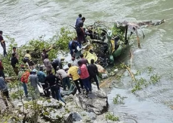 किश्तवाड़ के दूर-दराज इलाके में सेना का हेलीकॉप्टर दुर्घटनाग्रस्त,तीन अधिकारी थे सवार