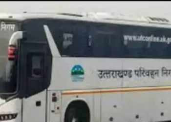 हल्द्वानी से दिल्ली जा रही रोडवेज बस का चालक हुआ बेहोश,यात्रियों में मची चीख-पुकार