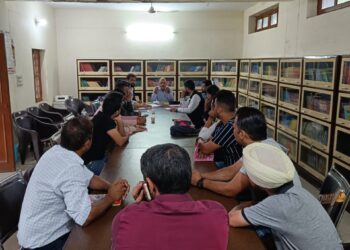 मूल निवास और भू कानून की मांग को लेकर मुख्यमंत्री आवास घेराव के लिए छात्र संगठन हुए लामबंद