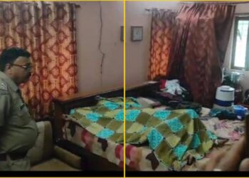यहां कमरे में अधिकारी का शव मिलने से मचा हड़कंप,जांच में जुटी पुलिस