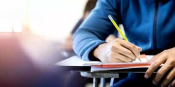 HNB गढ़वाल यूनिवर्सिटी का गजब कारनामा, गणित के पेपर में पूछे लॉ के सवाल।परीक्षा हुई रद्द..