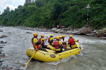 कालसी की अमलावा नदी में बहा दस साल का बच्चा, तलाश में जुटी एसडीआरएफ, नहीं लगा कोई सुराग