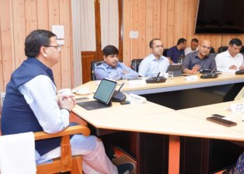 प्रदेश मे आपदा के हालात, सीएम ने ली उच्च स्तरीय बैठक, चारधाम यात्रा 2 दिन के लिए स्थगित