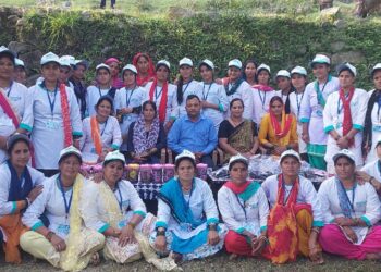 आरसेटी द्वारा आयोजित दस दिवसीय प्रशिक्षण में महिलाओं को स्वरोजगार के प्रति किया गया जागरूक