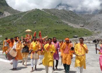 दिवारा यात्रा ने केदारपुरी के कई तीर्थ स्थलों का किया भ्रमण, श्रद्धालुओं को दिया आशीर्वाद