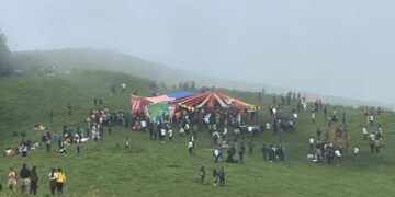 भूल जाओगे स्पेन का टोमेटो फेस्टिवल, अद्भुत है अपने उत्तराखंड का बटर फेस्टिवल