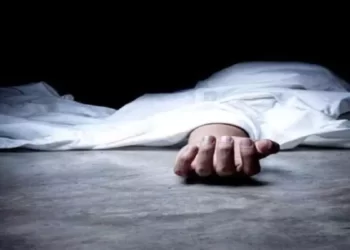 यहाँ उत्तराखंड पैर फिसलने से खाई में गिरा युवक