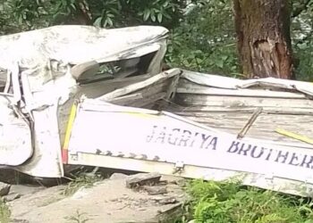 दु:खद हादसा: बागेश्वर जिले में पिकअप खाई में गिरी, 03 की मौत