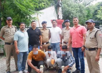 एक करोड़ की स्मैक के साथ एक सिपाही समेत तीन तस्कर गिरफ्तार