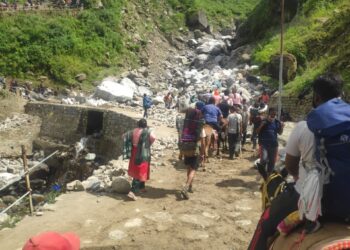 दूसरे चरण की केदारनाथ यात्रा के लिये यात्रा मार्ग को किया जा रहा दुरुस्त