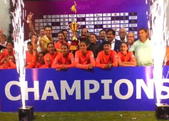 प्रथम WUPL ट्रॉफी विनर बनी अल्मोड़ा फ्लेमिंग बर्ड, खेल मंत्री ने खिलाड़ियों को किया सम्मानित