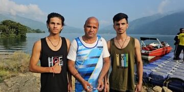 बाप-बेटों ने टिहरी झील में दिखाया करतब, बिना लाइफ सेविंग जैकेट के की 15 किमी तैराकी