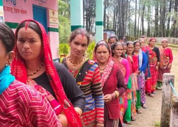 Bageshwar Bypoll Live: सुबह नौ बजे तक 10.2% हुआ मतदान, युवाओं और बुजुर्गाें में दिखा उत्साह