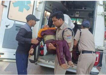 दुखद खबर:यहाँ कार हुई दुर्घटनाग्रस्त